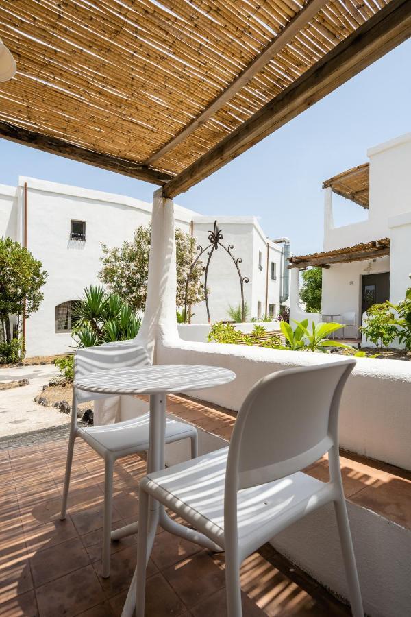 La Sciara Resort Hotel Стромболи Екстериор снимка