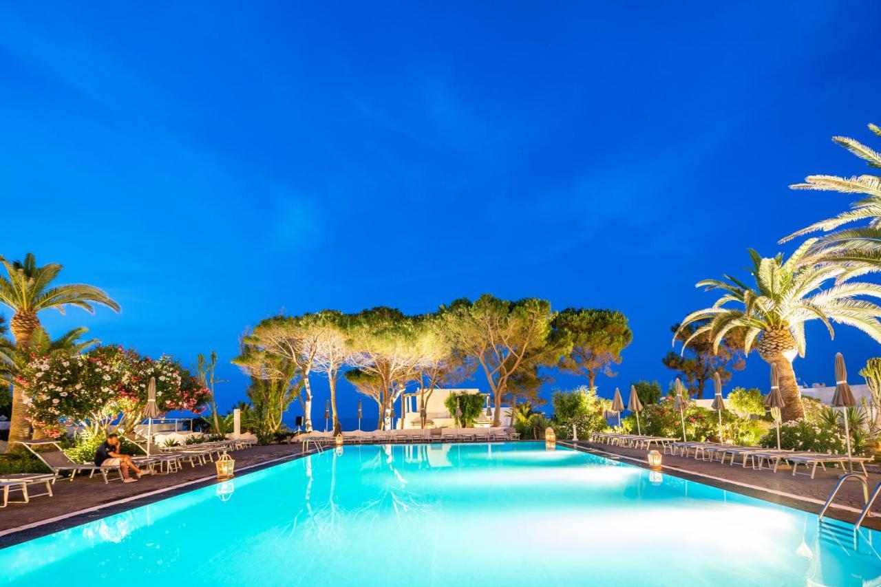 La Sciara Resort Hotel Стромболи Екстериор снимка